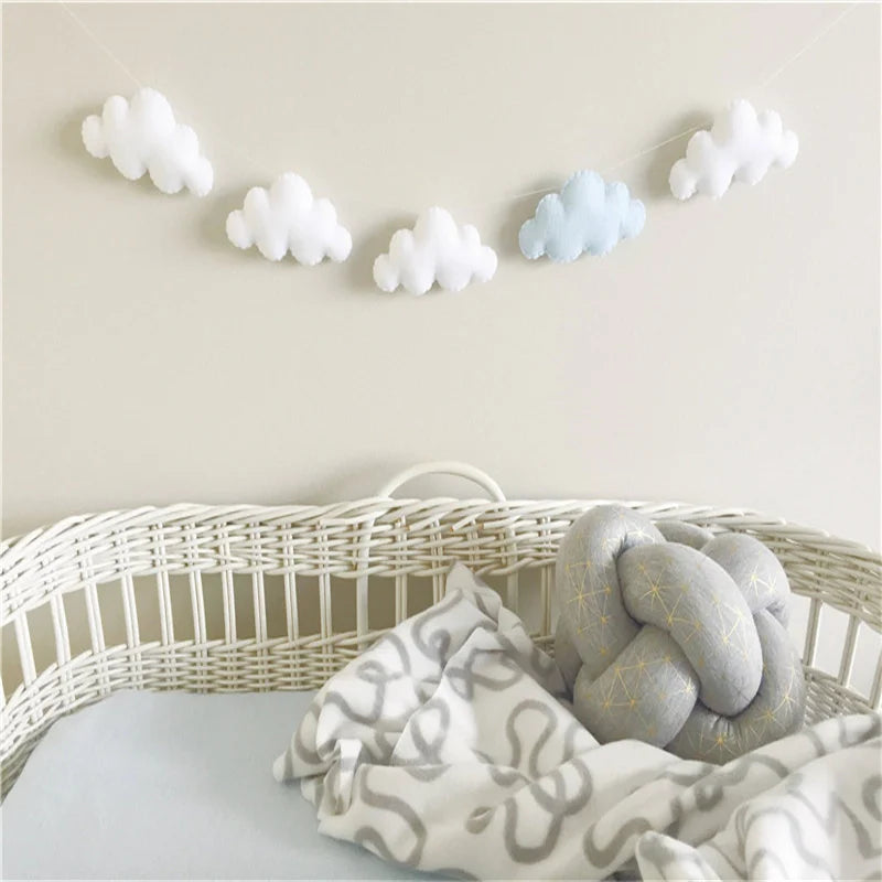 Six Felt Cloud Garlands String Wall Hanging Decor Baby Bed Kids Room Decoration Nursery Ornament Photo Props Party Banner