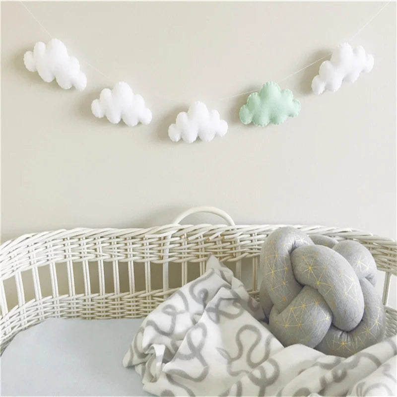 Six Felt Cloud Garlands String Wall Hanging Decor Baby Bed Kids Room Decoration Nursery Ornament Photo Props Party Banner