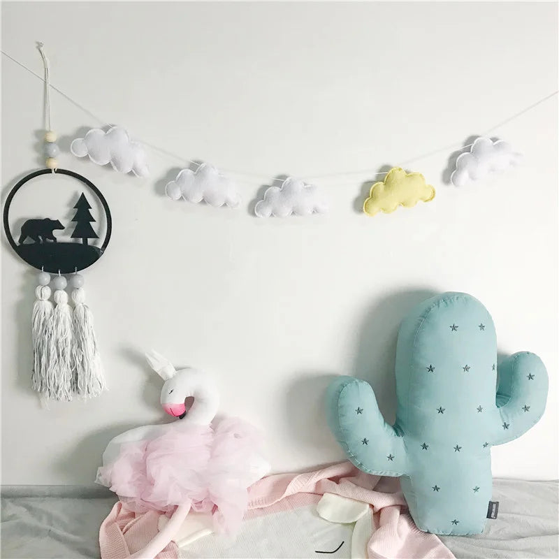 Six Felt Cloud Garlands String Wall Hanging Decor Baby Bed Kids Room Decoration Nursery Ornament Photo Props Party Banner