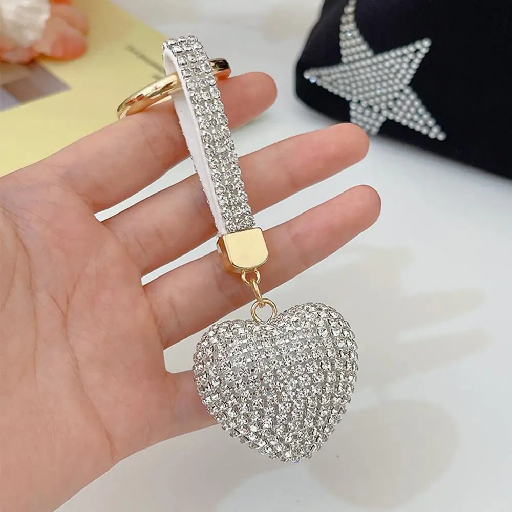 Light Luxury Multi-color Love Heart Keychain Full Rhinestone Alloy Key Rings Women Handbag Pendant Creative Key Chains Gift