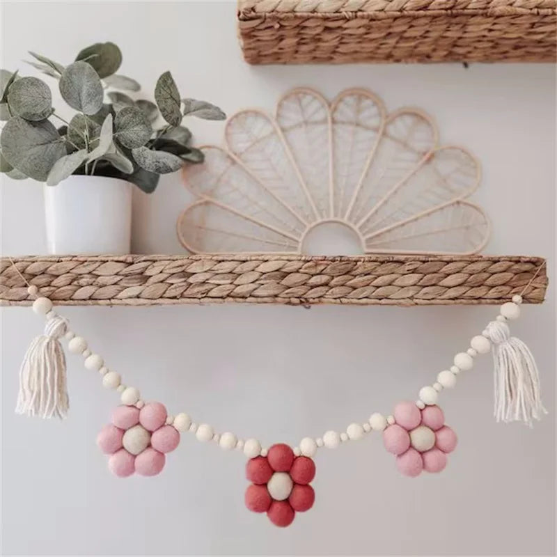 Handmade  Daisy Wall Hanging Garlands Birthday Tassel Banner  Kids Room Decoration Pennant Baby Shower Party Banner Photo Props