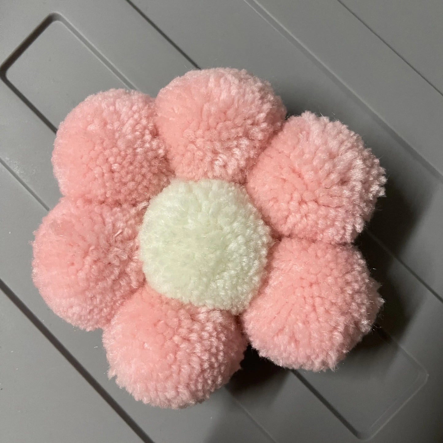 INS Boho Handmade Macrame Daisy Flower Pompom Pink Wall Decoration Nordic Yarn Sticker for Kids Room Nursery Decor Photo Props