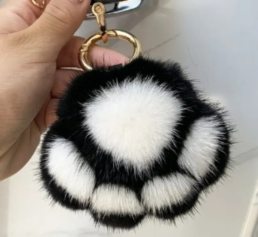 Women's Lovely Cat Paw Faux Fur Keychain Charm Fashion Plush Bear Paw Car Key Chain Bag Pendant Keyrings Party Favor Jewelry