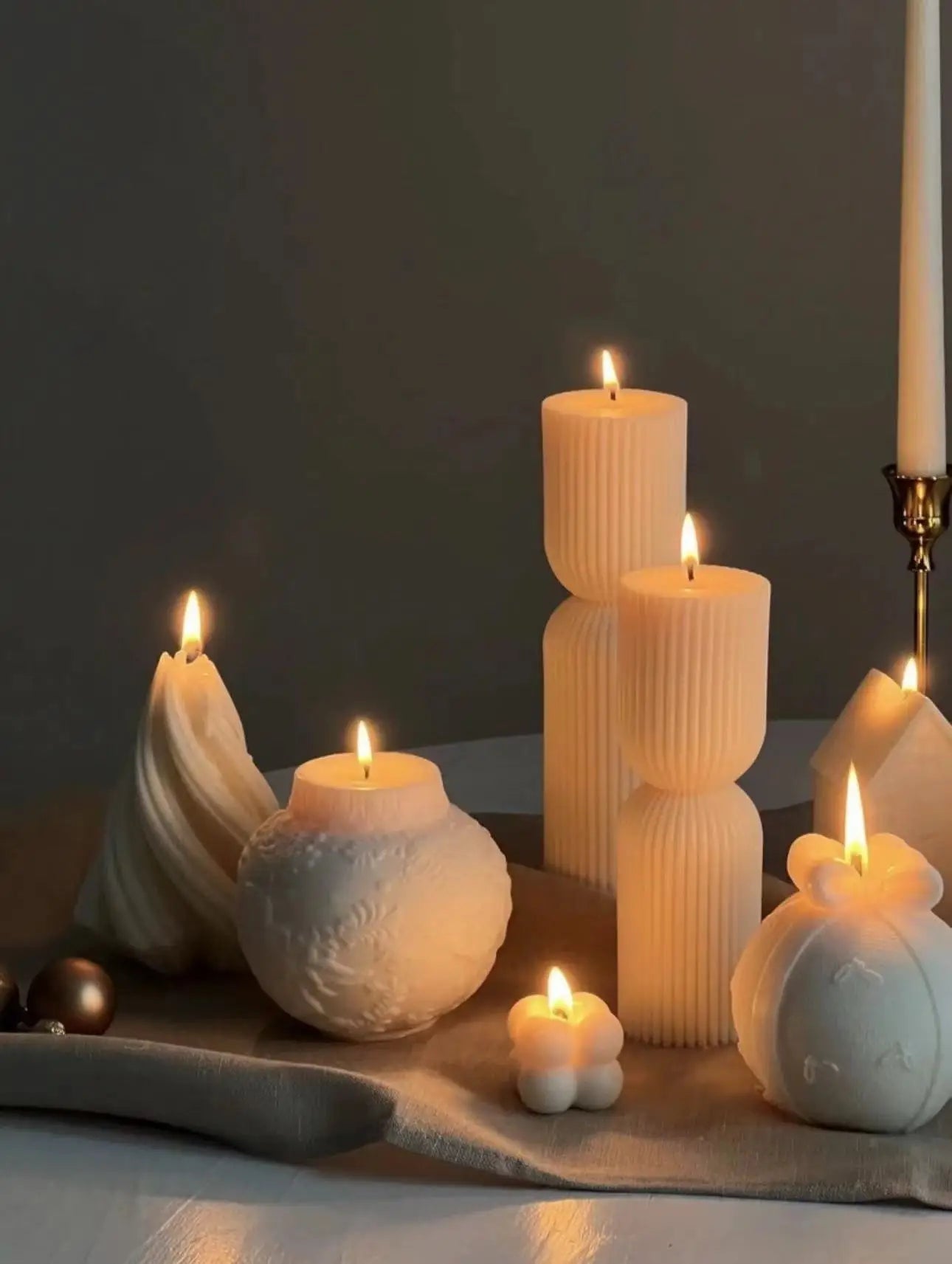 Luxury Decoration Candle Nordic Geometric Scented Candles Aesthetic Big Home Decorative Candles Table Decoration And Accessories